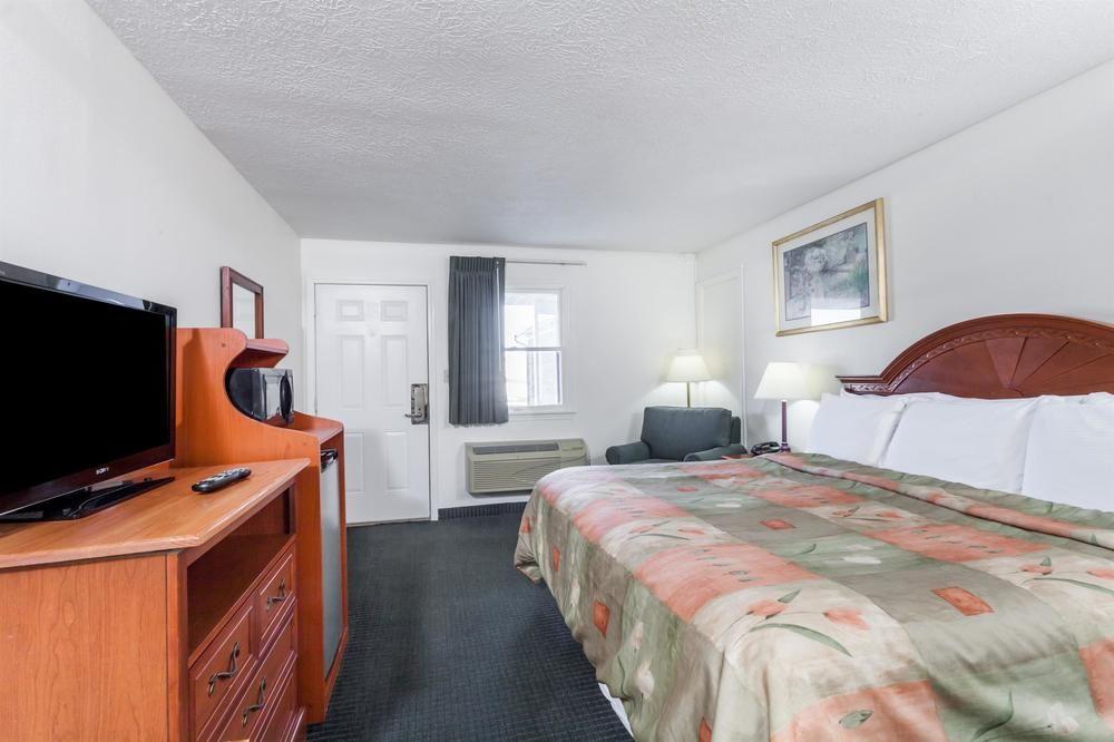 Rodeway Inn Cadiz Εξωτερικό φωτογραφία